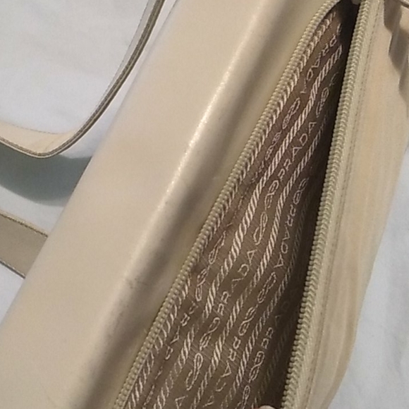 Authentic Prada bag - Picture 6 of 11